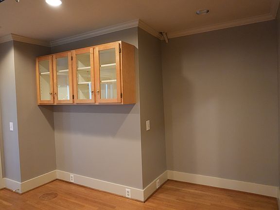 Kitchen / breakfast nook