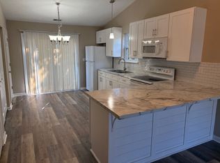 3749 Chamberlain Ct, Louisville, KY 40241