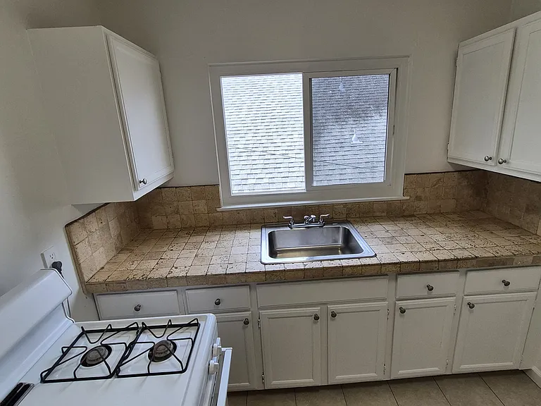 605 Foothill Blvd #605 — Photo 10