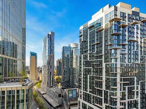 4th image of 1 City Point APT 15E