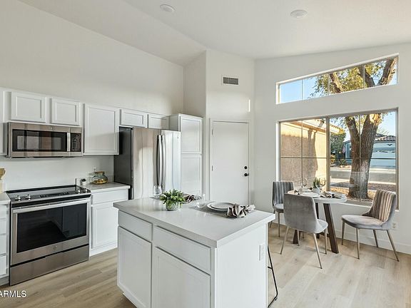 2nd image of 15062 W HERITAGE OAK Way