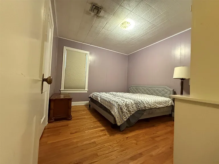 231 E Live Oak St #A — Photo 21