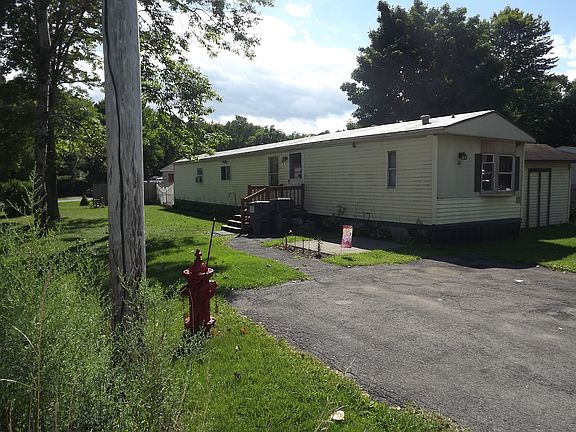 2nd image of 10 Arbor Ave