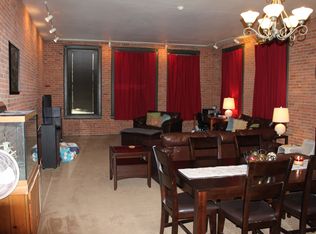 430 E Monroe St #3, Springfield, IL 62701