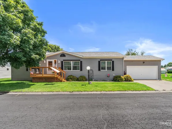 605 Bluebird Cir, Sandwich, IL 60548
