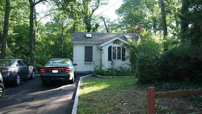 1st image of 5 Birchwood Ave