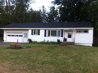 6526 Collamer Rd, East Syracuse, NY 13057