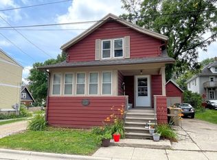 1323 Saint James Ct, Madison, WI 53715