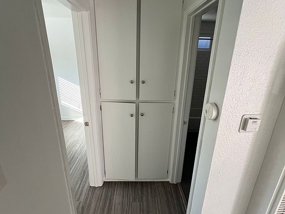 5th image of 4621 Grey Dr #1