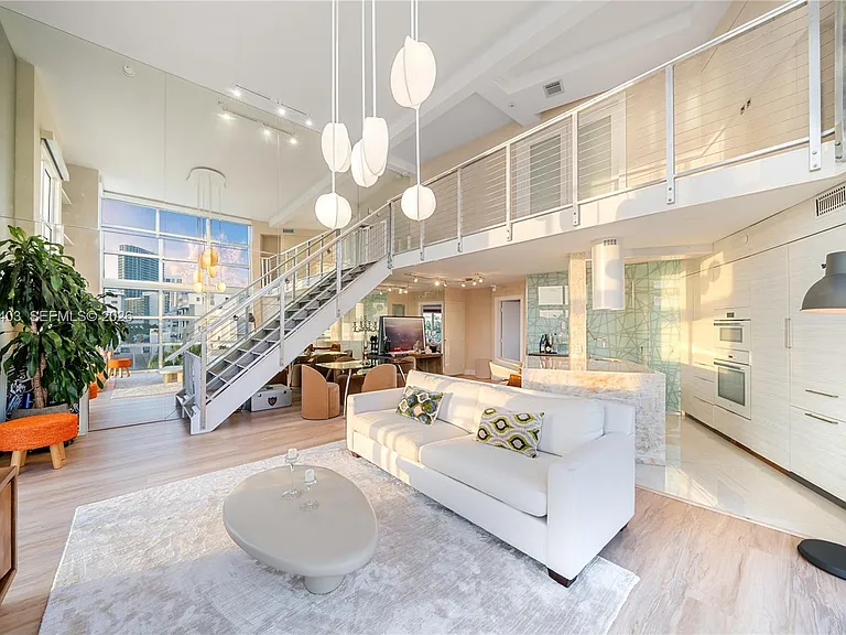 1701 Sunset Harbour Dr #L501 — Photo 10