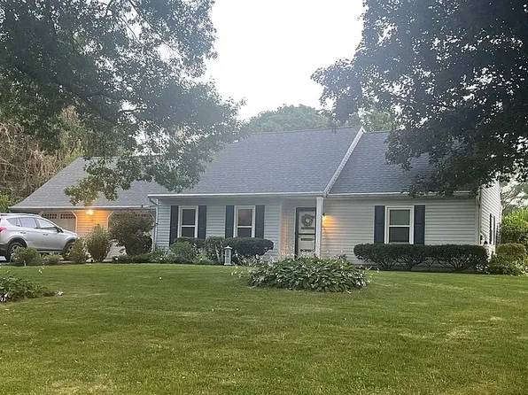 110 Roberts Pl, Stewartsville, NJ 08886