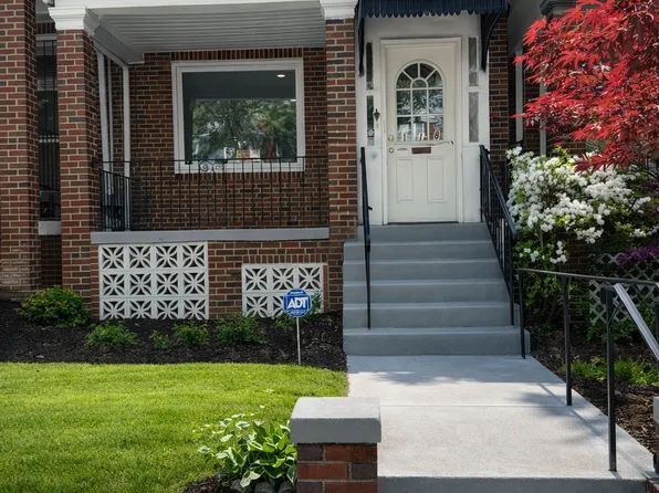 118 Longfellow St NW, Washington, DC 20011