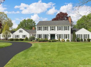 16 Buckthorn Rd, South Barrington, IL 60010