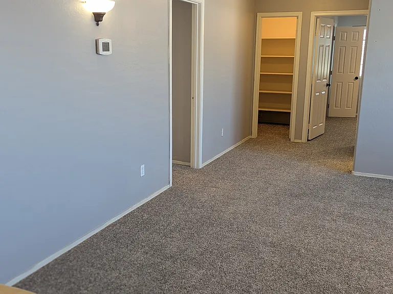 2224 E Heston Dr — Photo 19