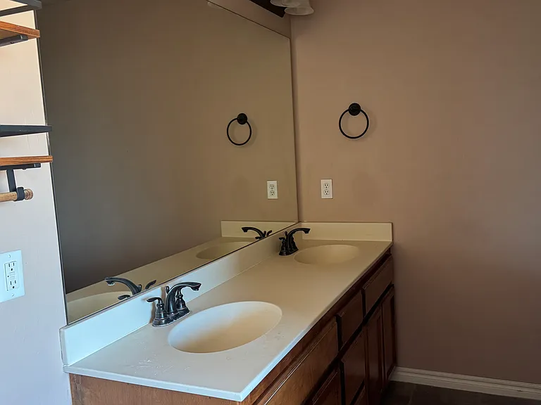 21201 River Lark Ln — Photo 10