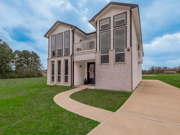 97 Oakridge S, Trinity, TX 75862