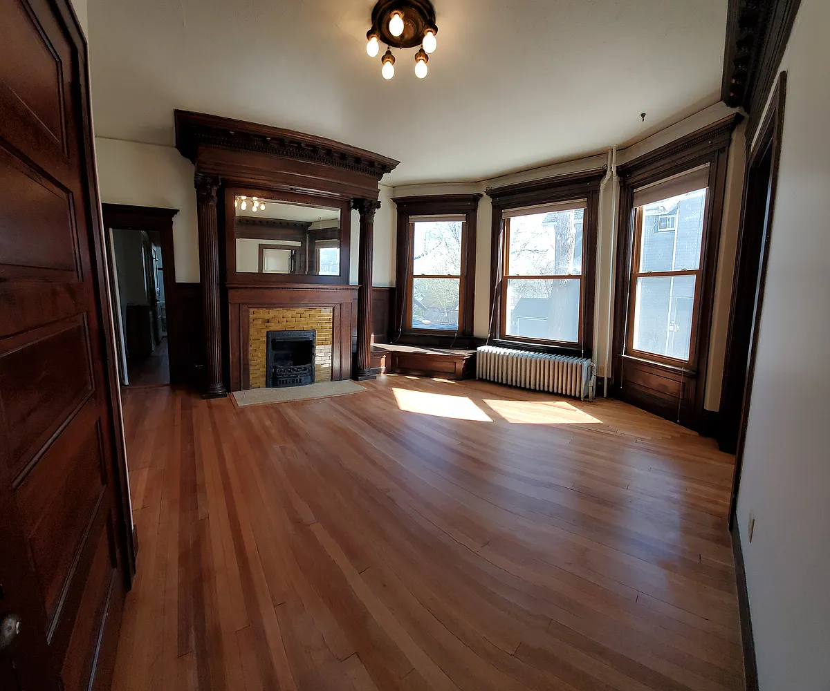 Building Photo - 1030 Spaight St #1