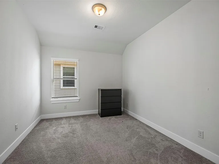 7115 Prairie Heights Dr — Photo 21