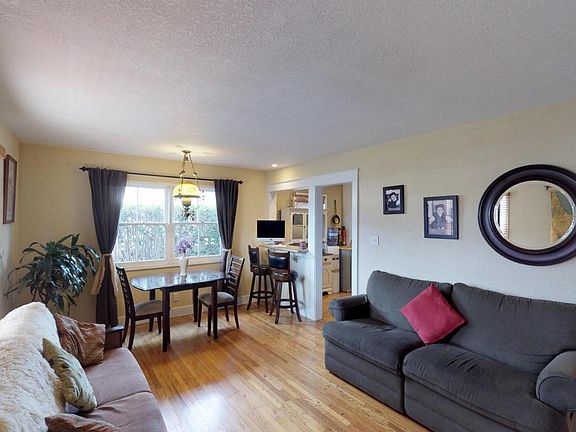 4th image of 60 Howard St