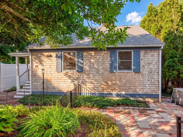 34 Dexter Avenue, Sandwich, MA 02563