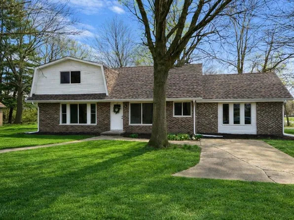 1141 W 300 N, La Porte, IN 46350