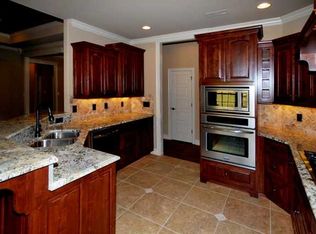 3200 SW Joshua Ave, Bentonville, AR 72712