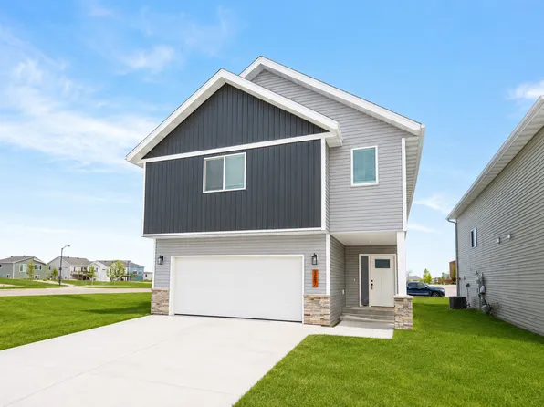 2387 Eagle Valley Dr S, Fargo, ND 58104