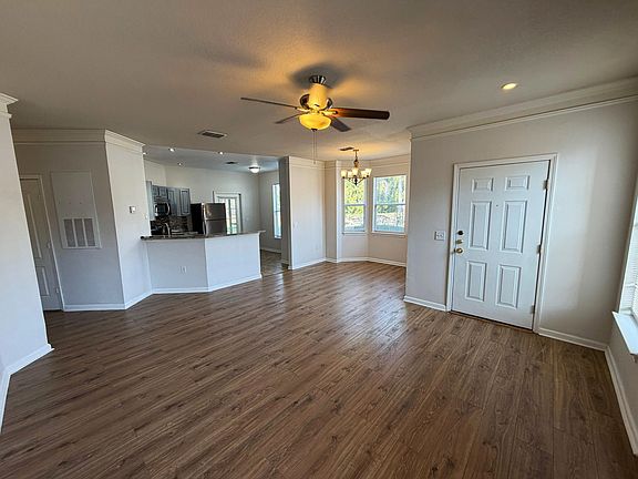 3rd image of 18022 Villa Creek Dr #18022