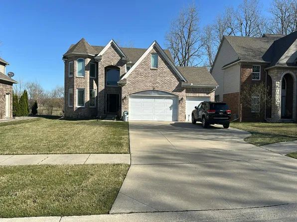15147 Rivercrest Dr, Sterling Heights, MI 48312