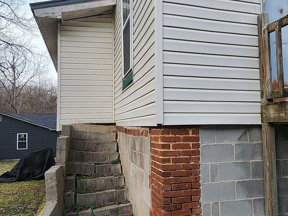 1st image of 229 Walker St