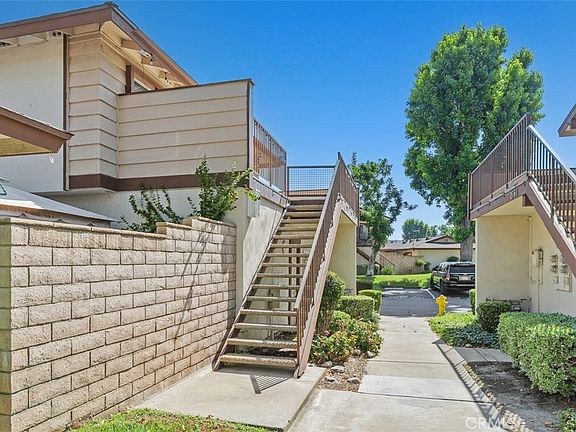 2nd image of 2139 S Magnolia Ave