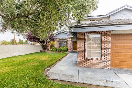 5th image of 401 Laurkris Ct