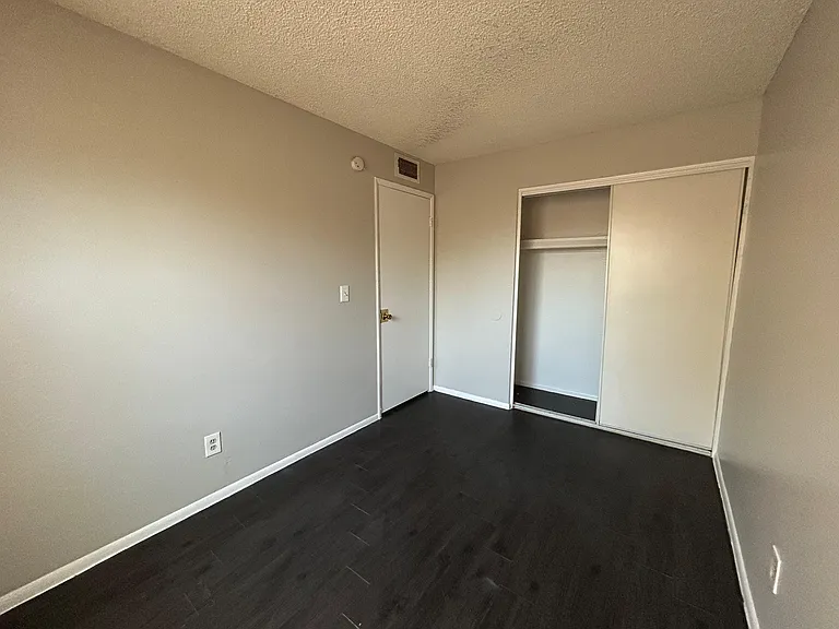 3645 N 71st Ave #16 — Photo 8