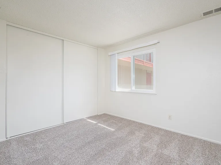 Villagio Apartments — Photo 8