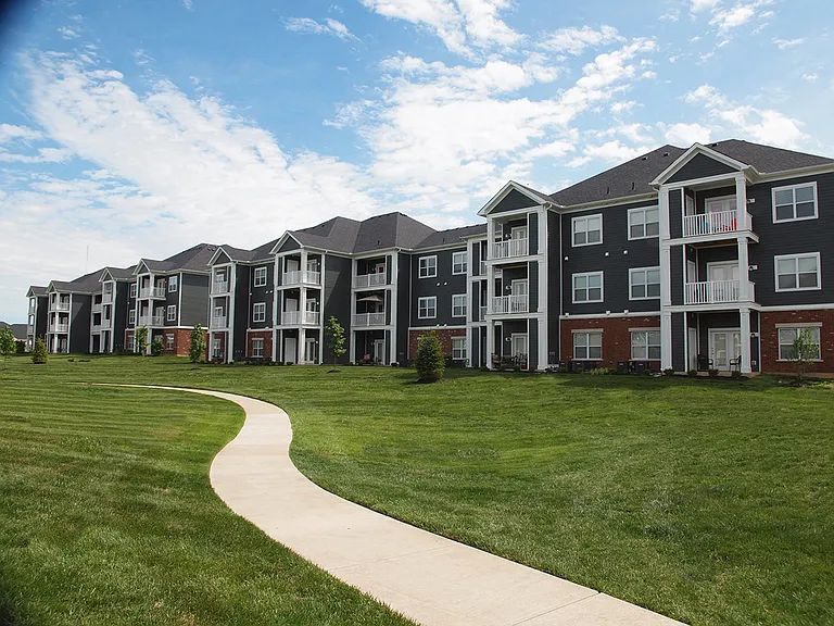Kendal On Taylorsville — Photo 36