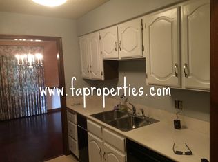 6516 Newburgh Rd, Evansville, IN 47715