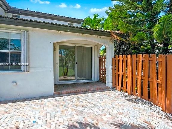 2nd image of 11497 NW 78th Ter