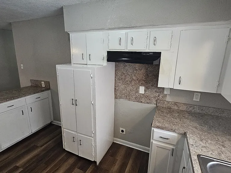 5458 Osprey Dr — Photo 8