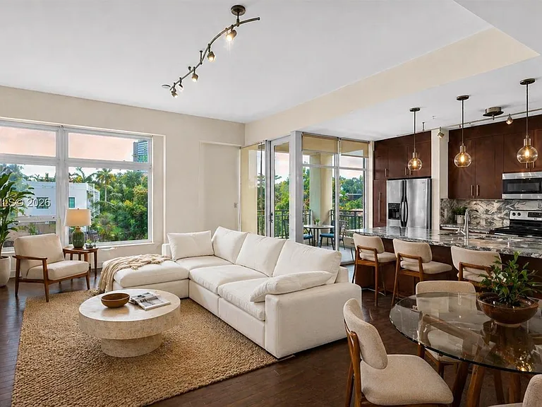 6701 Biscayne Blvd #205 — Photo 2