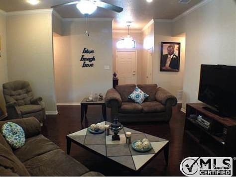 4th image of 508 Leo Ln