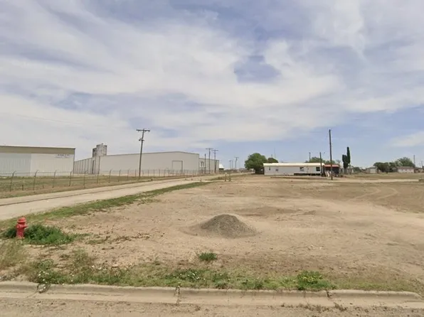 600 S New Mexico St, Slaton, TX 79364