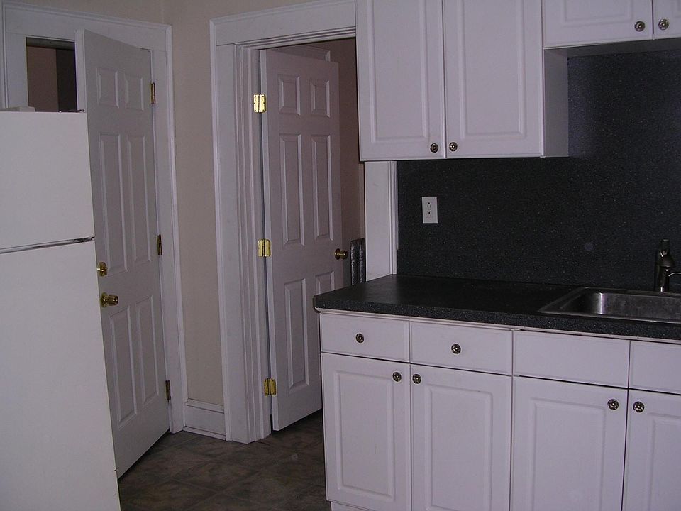 2nd image of 250 S Whitney St #2N