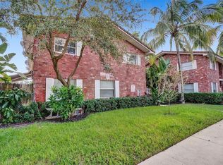9660 NW 35th St #1, Pompano Beach, FL 33065