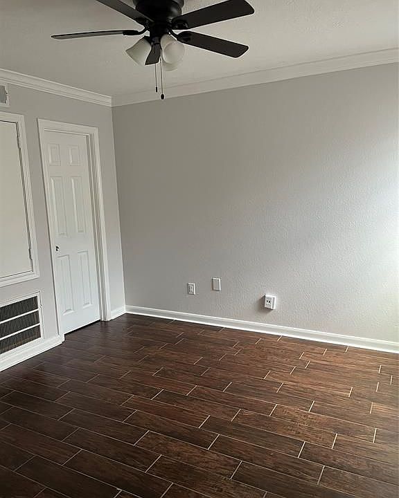 2nd image of 734 Memorial Mews St APT C