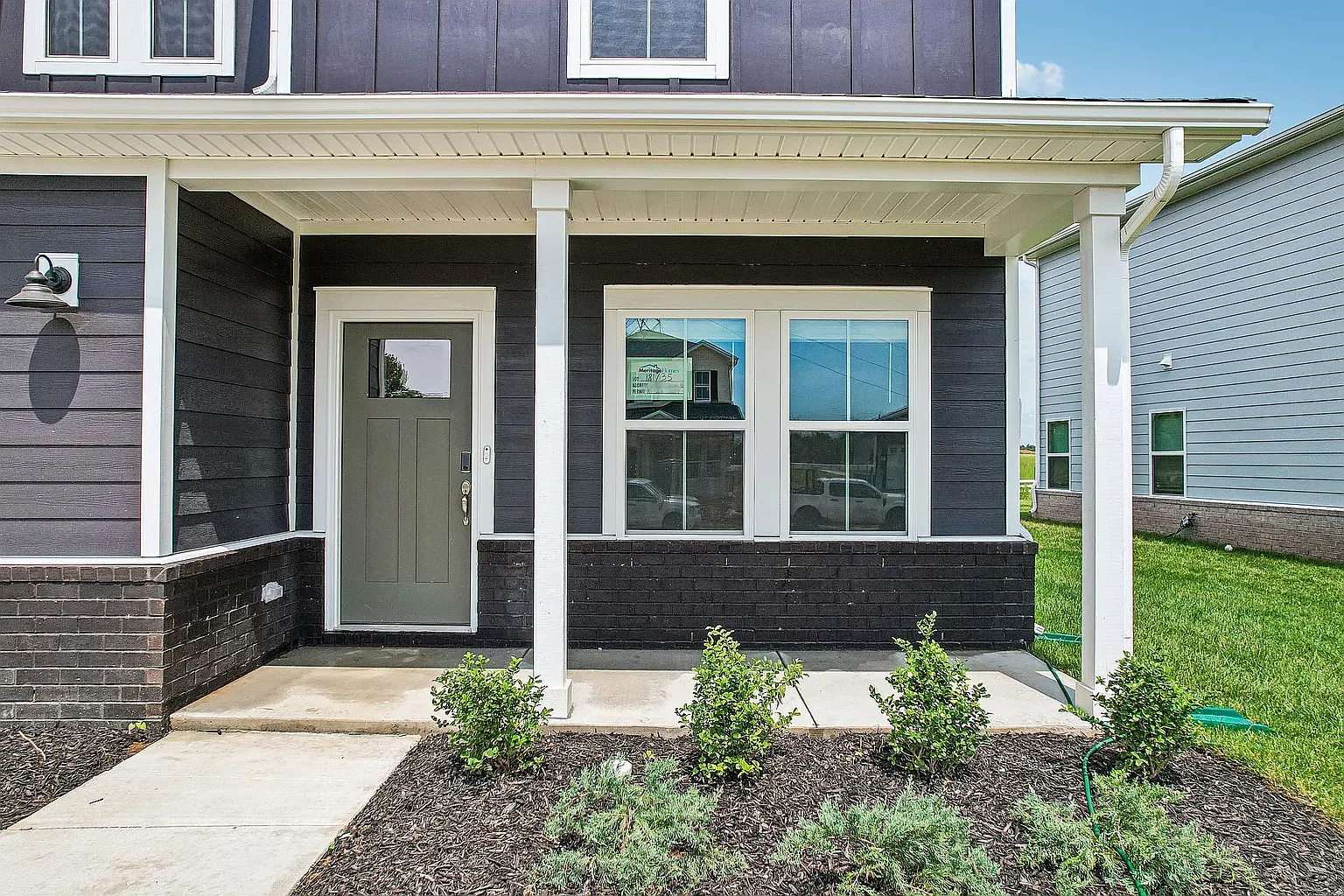 4 bed, 2.5 bath, 2491 sqft, $2,725 — Photo 4