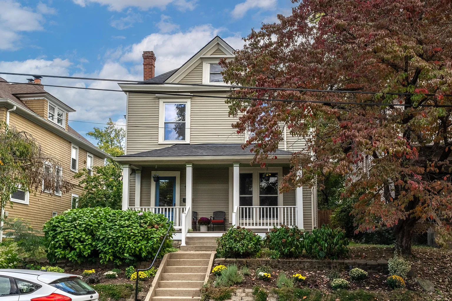 181 Coral Ave photo 1