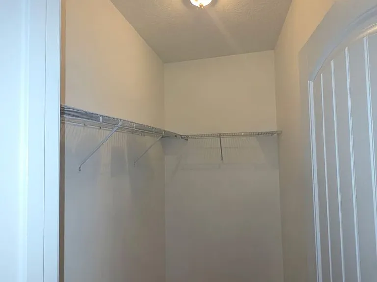 836 Westlawn Dr — Photo 20