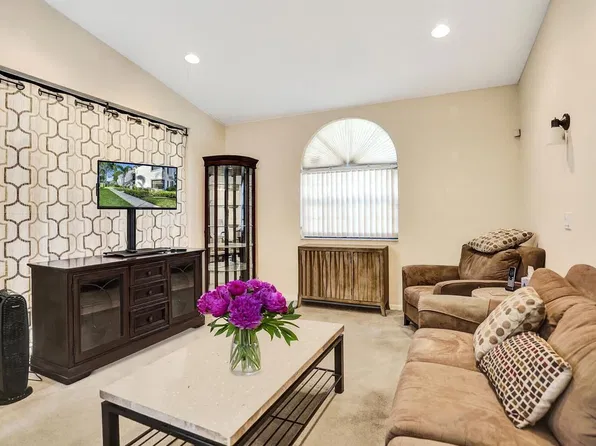 5415 Verona Dr, Boynton Beach, FL