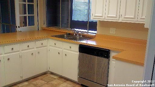 5th image of 3803 SE Barrington #13F