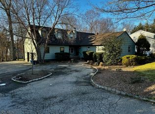 157 Passaic Ave, Roseland, NJ 07068